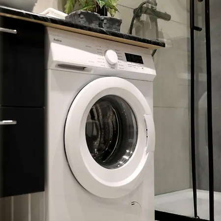 Capital Towers Scenique Апартаменти