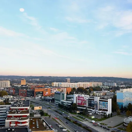 Capital Towers Scenique Апартаменти Ряшів